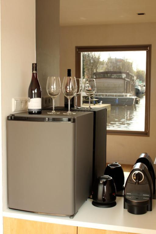 Hotel Houseboat Little Amstel Amsterdam Esterno foto